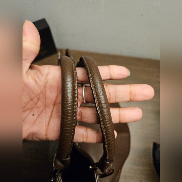 PLINIO VISONA Leather Hobo Bag - Picture 3 of 15